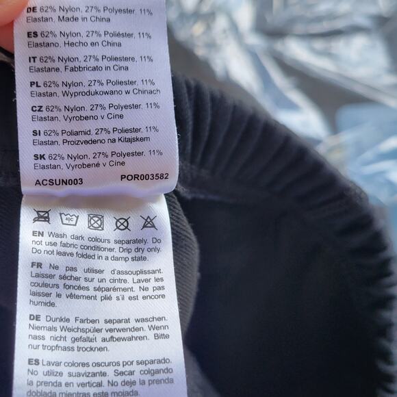 Endura Women's Size L Black Reflective Luminite Tight Nylon Blend - Picture 7 of 7